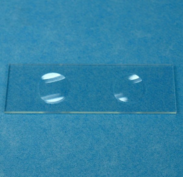 LAME POUR MICROSCOPIE AVEC 2 CAVITES - BORDS RODES 76 X 26 X 1.3 MM