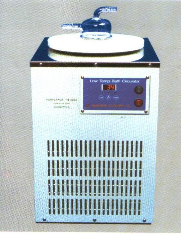 BAIN CRYOTHERMOSTAT A PIEGE REFRIGERE HAHN HS-3003  POUR EVAPORATEUR