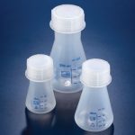 ERLENMEYER POLYPROPYLENE AVEC BOUCHON VISSANT - 500 ML