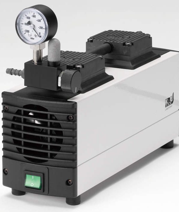 POMPE A VIDE KNF France pour Travaux sous vide (Etuvage, Evaporateur, Extraction ,Filtration )