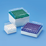BOITE CRYOGÉNIQUE EN PC AUTOCLAVABLE POUR TUBES 1,0 - 2,0 ML  – 25 PLACES