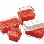 MINI GLACIÈRE 0°C EN PC POUR TUBES 1,5 ML – 12 PLACES